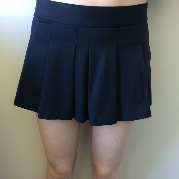 Lacoste Tennis Skirt - Picture 5 of 7